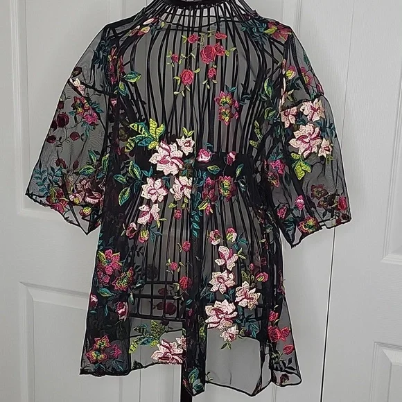 Kimchi Blue Sheer Black Top with Floral Embroidery Size Small - Picture 4 of 14